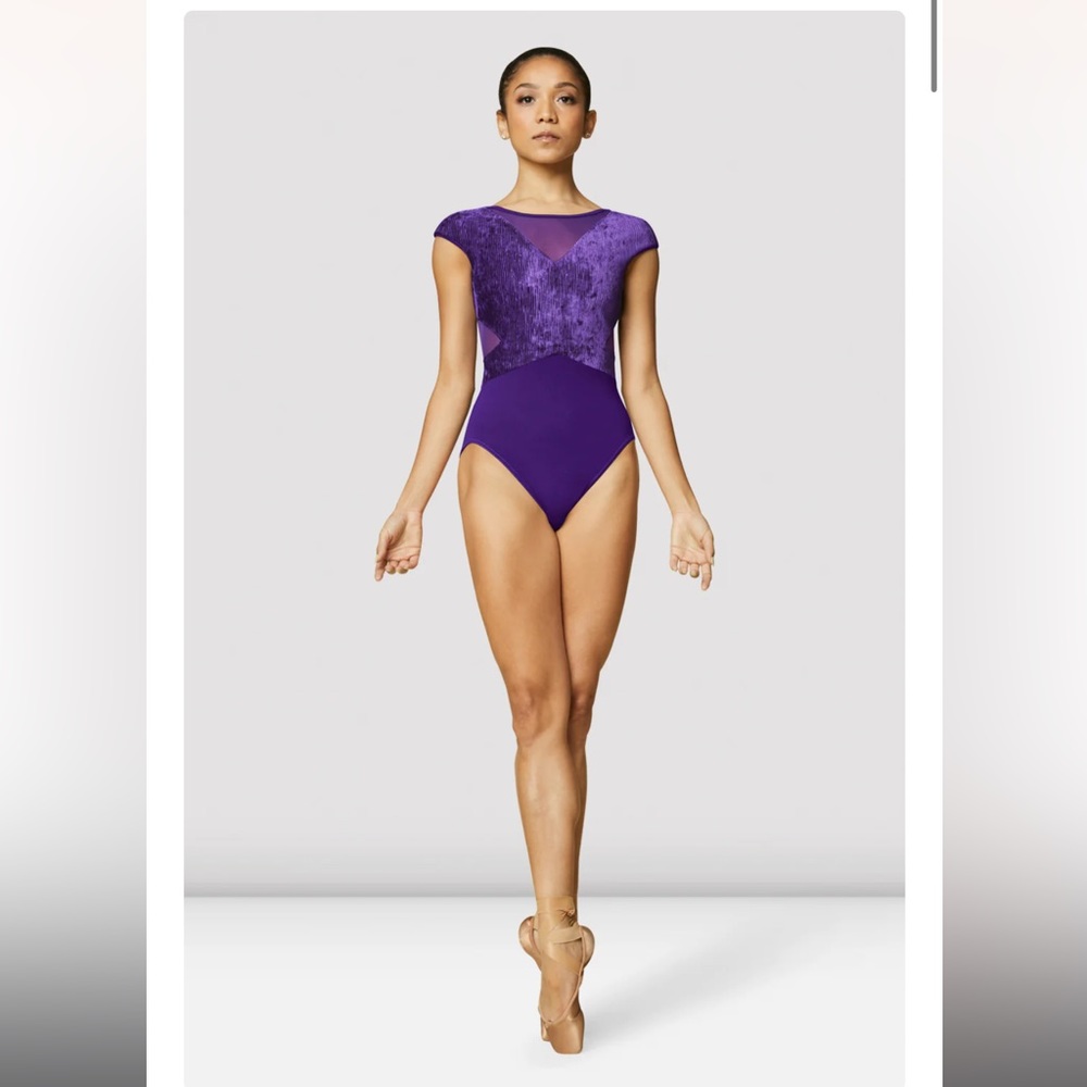 NWT Bloch Ladies Eden Velvet Cap Sleeve Leotard